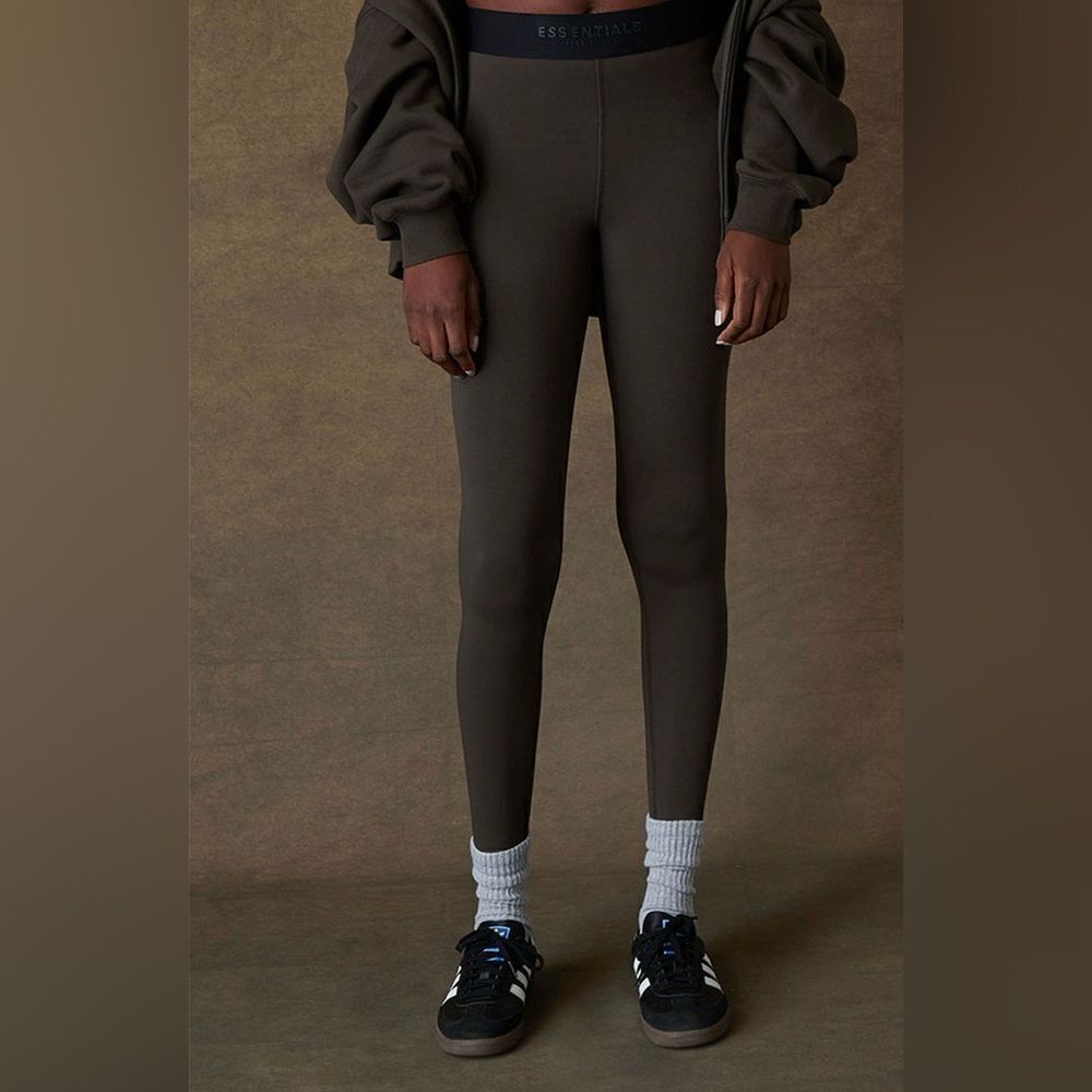 Fear Of God Essentials Leggings Dark Gray ( Iron ) Size Small MSRP: $ 88.00